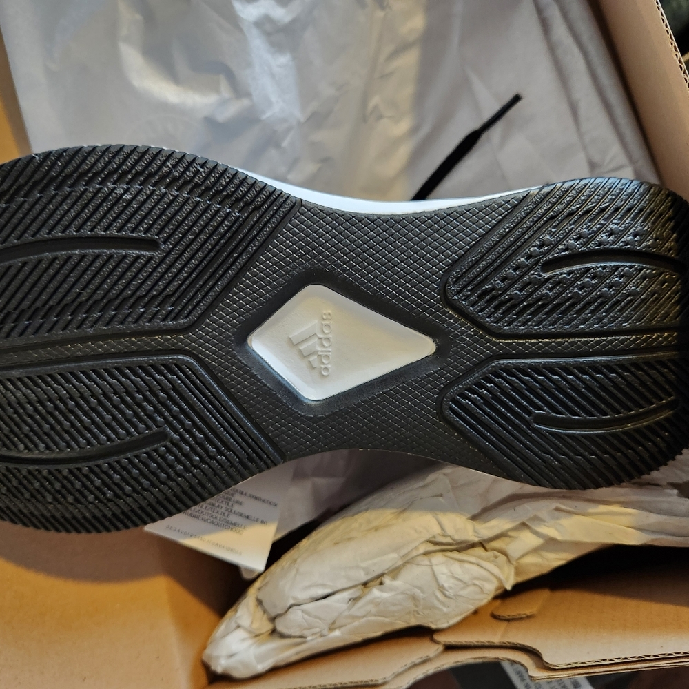 NIB ADIDAS Sneakers - Picture 3 of 4
